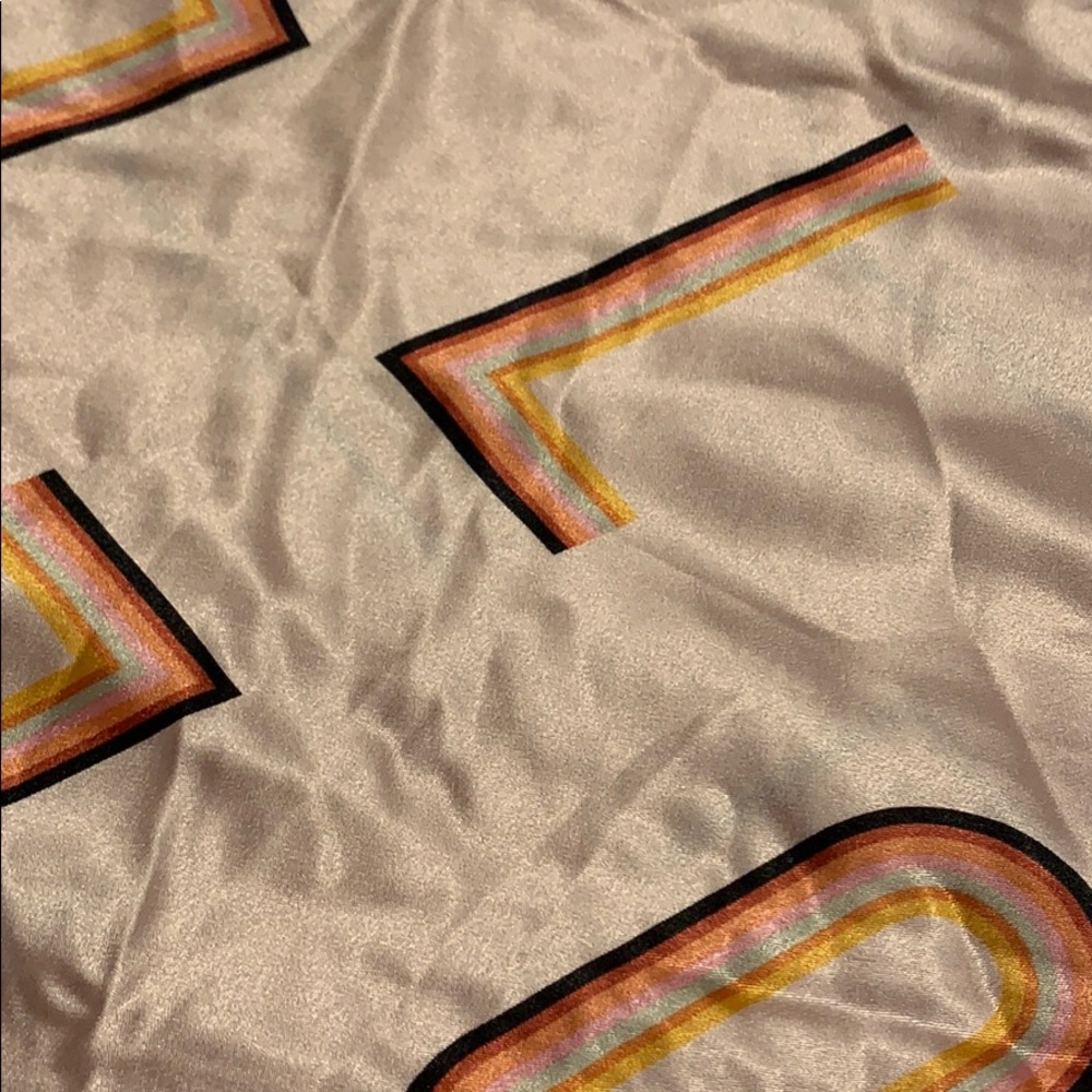 🔛💜FLASH SALE⚡️ Victoria’s secrete pajamas - Picture 2 of 7